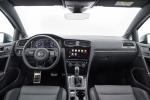 Volkswagen Golf R 5-Door 2017 года (NA)